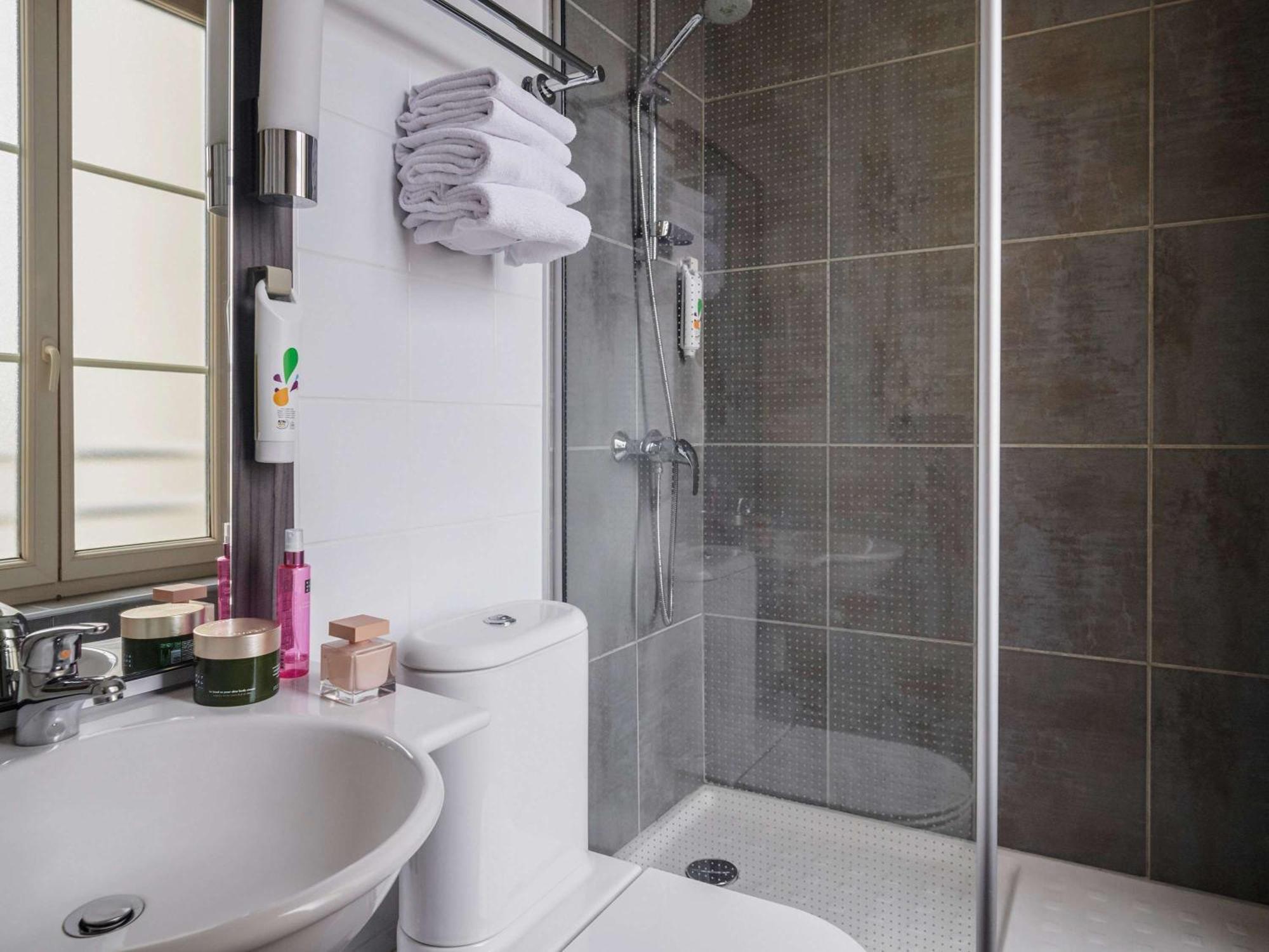 Ibis Styles Nantes Centre Place Graslin Экстерьер фото