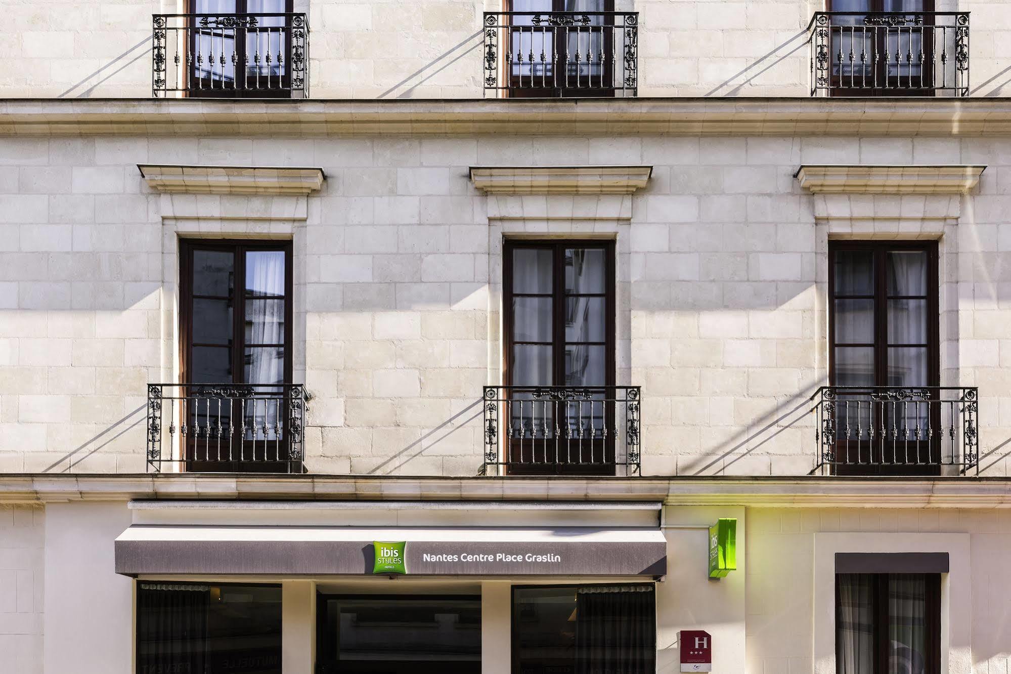 Ibis Styles Nantes Centre Place Graslin Экстерьер фото