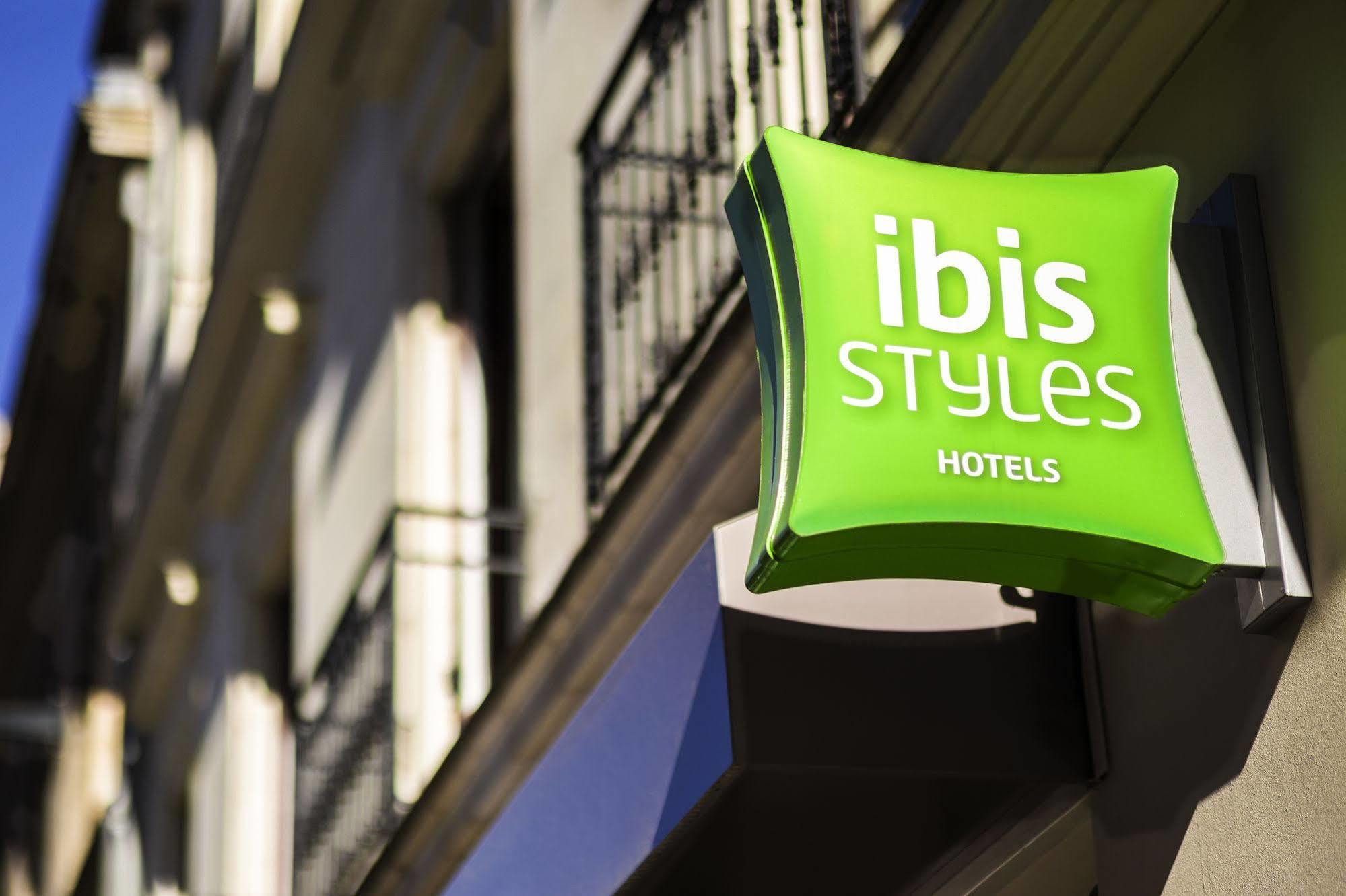 Ibis Styles Nantes Centre Place Graslin Экстерьер фото